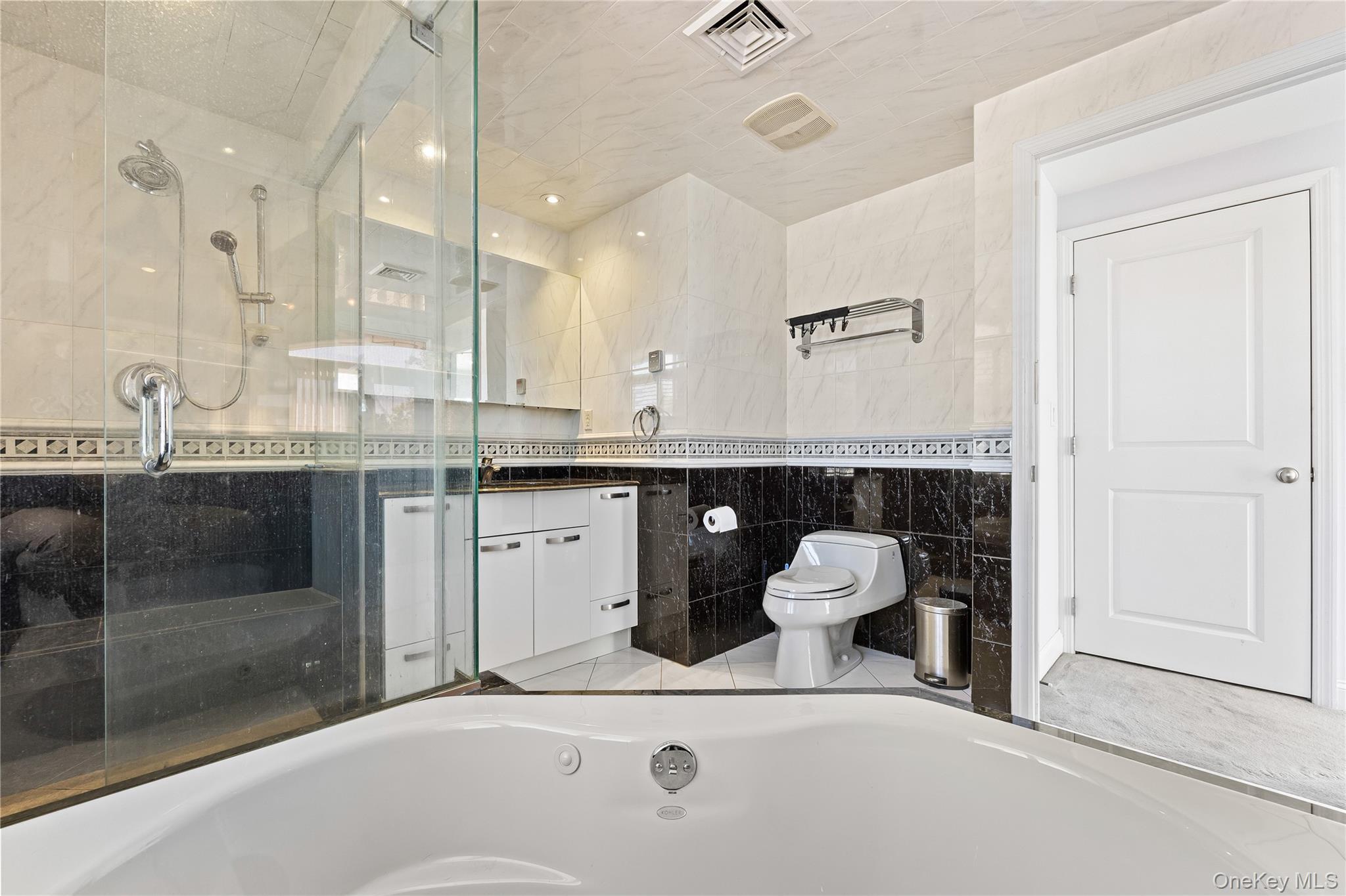 Single Family Marathon  Queens, NY 11362, MLS-931579-19