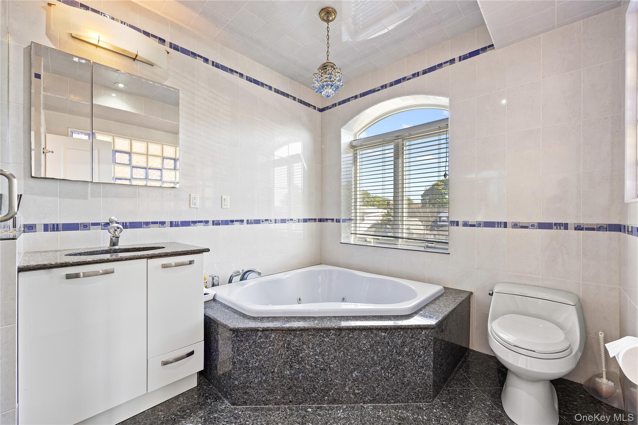 Single Family Marathon  Queens, NY 11362, MLS-931579-21