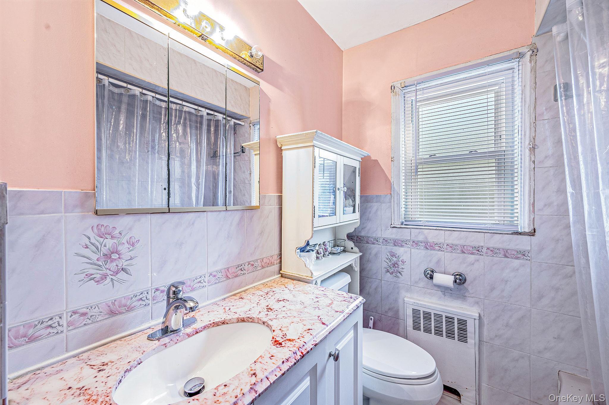 Single Family Marshall  Nassau County, NY 11550, MLS-931585-14