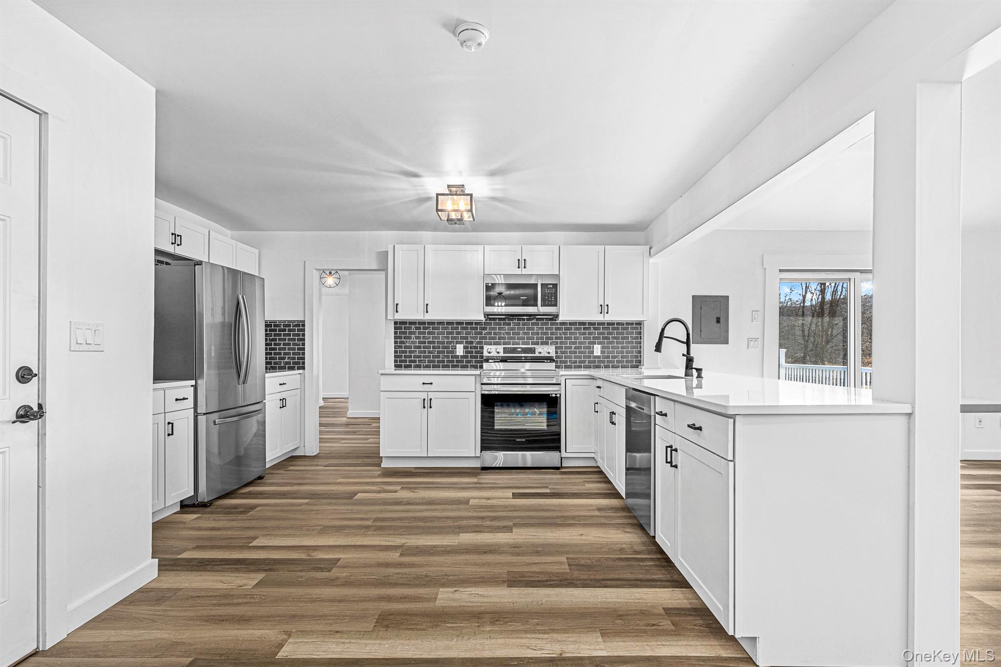 Single Family Clove Dutchess County, NY 12585, MLS-931593-23