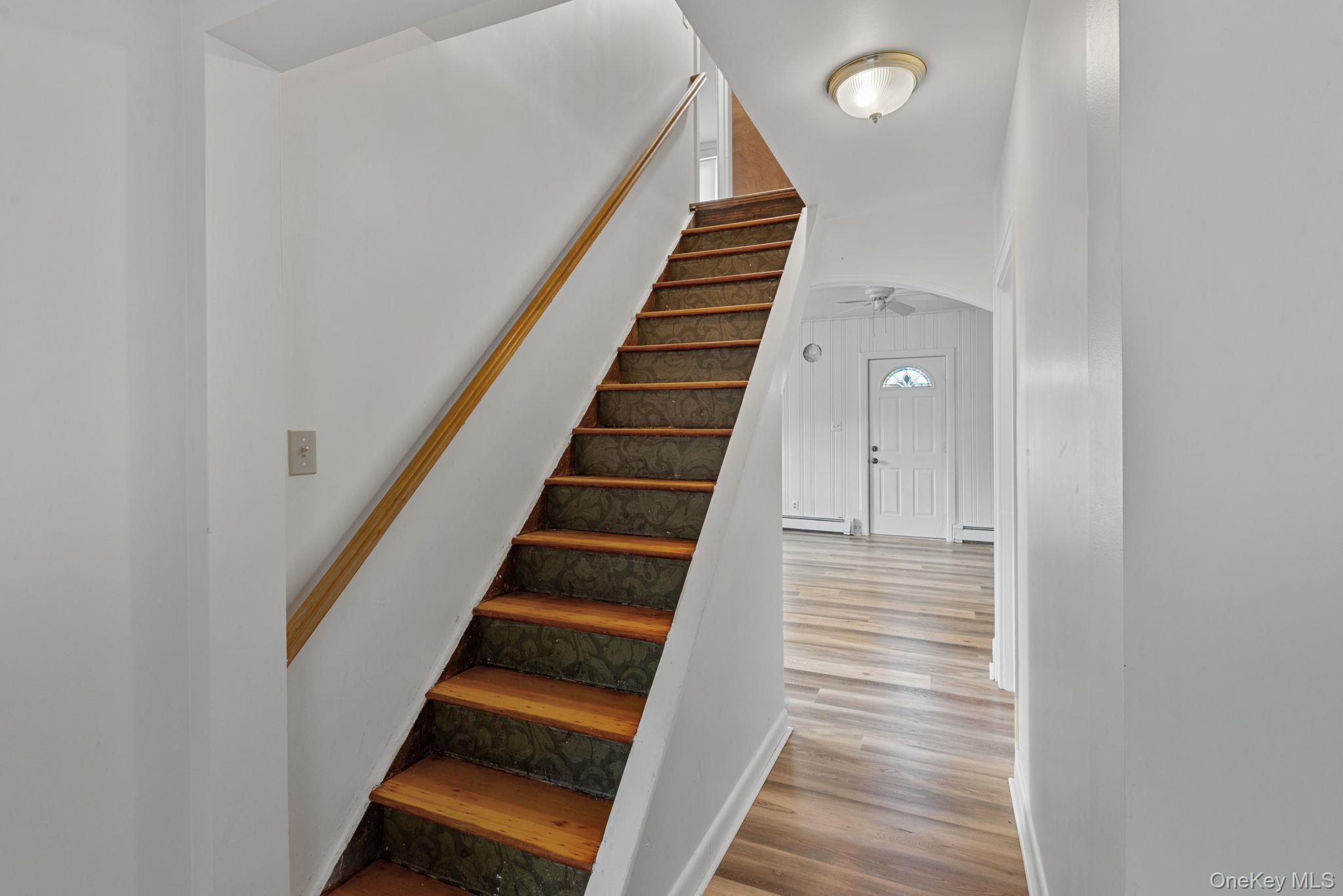 Single Family Woodland  Suffolk County, NY 11754, MLS-931604-12