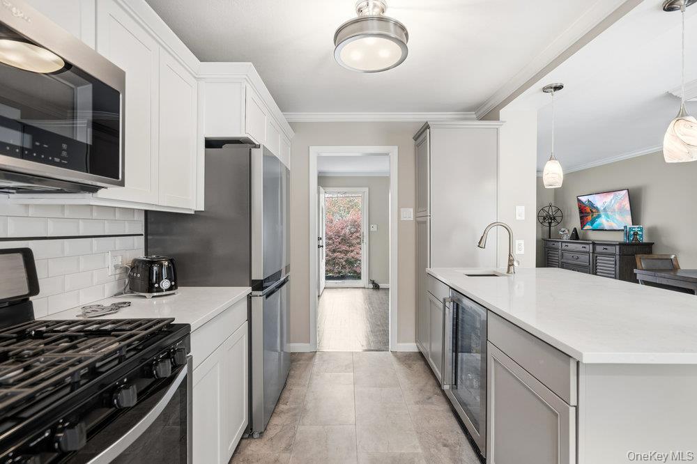 Single Family Church  Suffolk County, NY 11741, MLS-931606-21