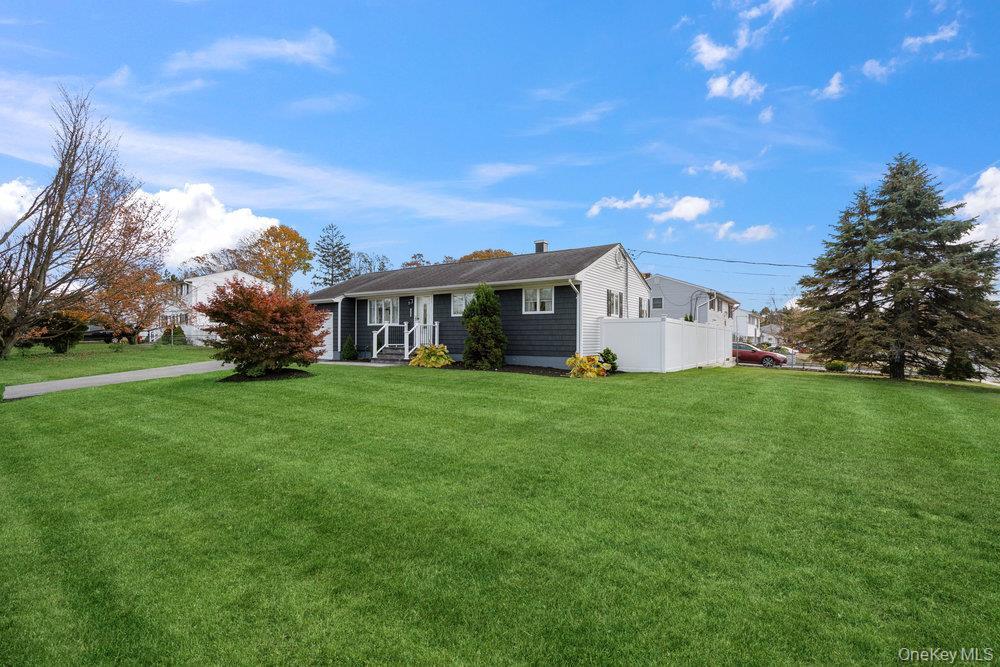 Single Family Church  Suffolk County, NY 11741, MLS-931606-36