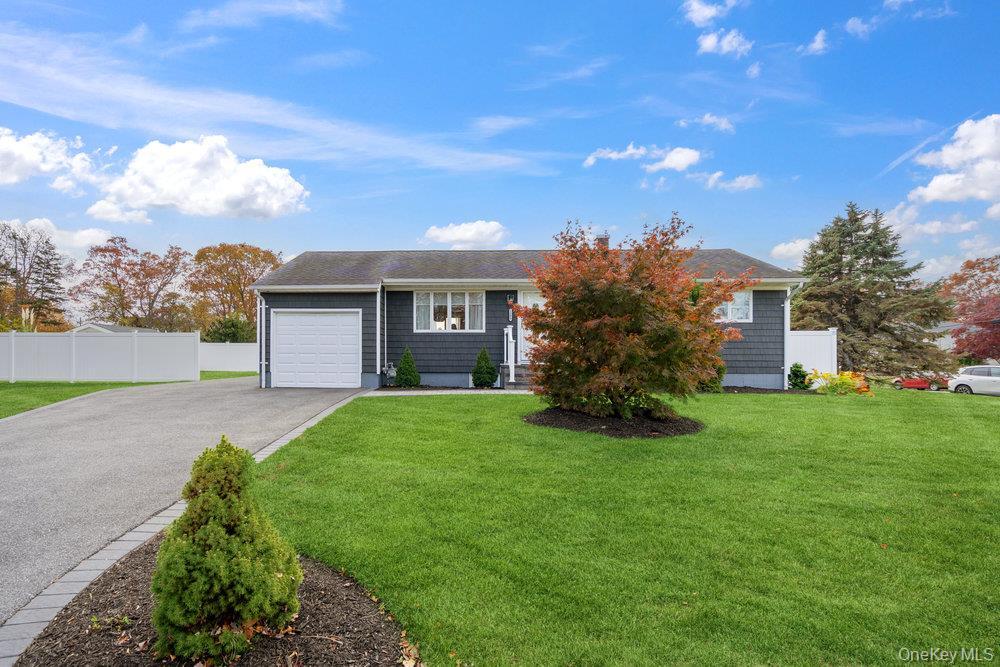 Single Family Church  Suffolk County, NY 11741, MLS-931606-37