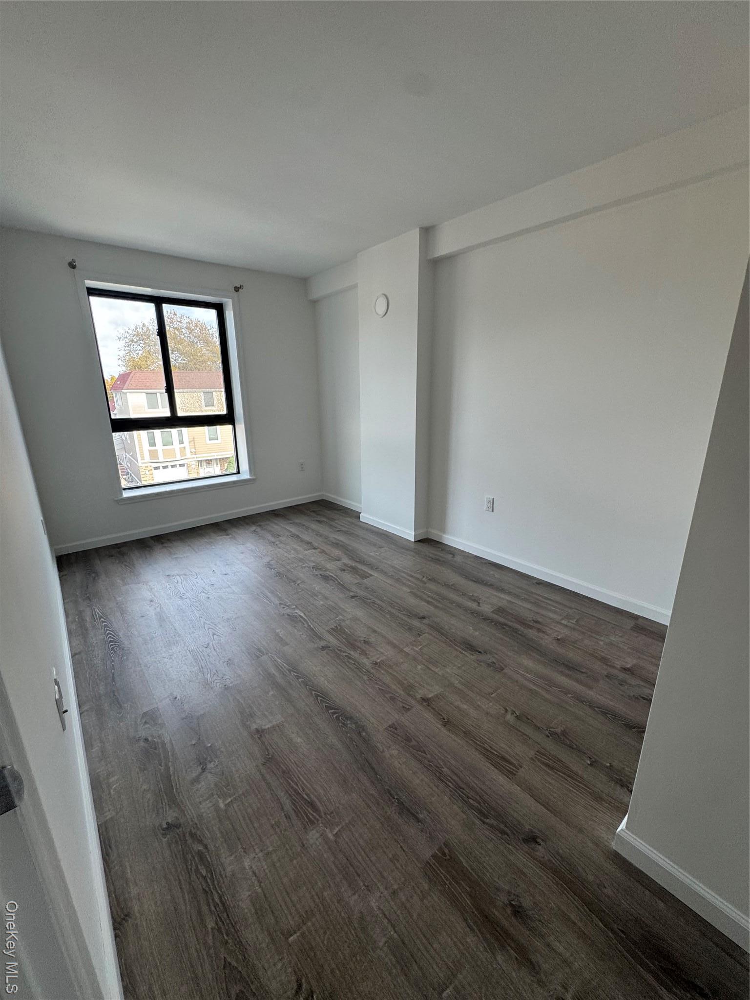 Condo 15 Queens, NY 11360, MLS-931609-5