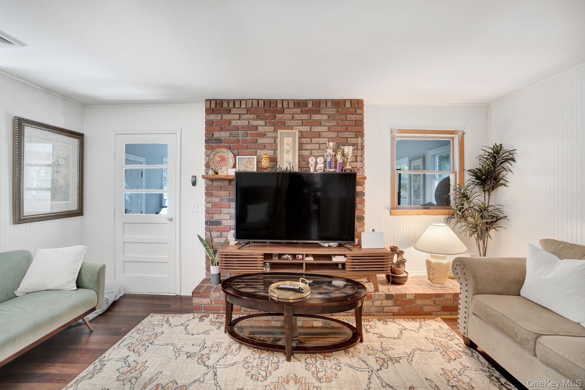 Single Family Fran  Suffolk County, NY 11784, MLS-931623-5