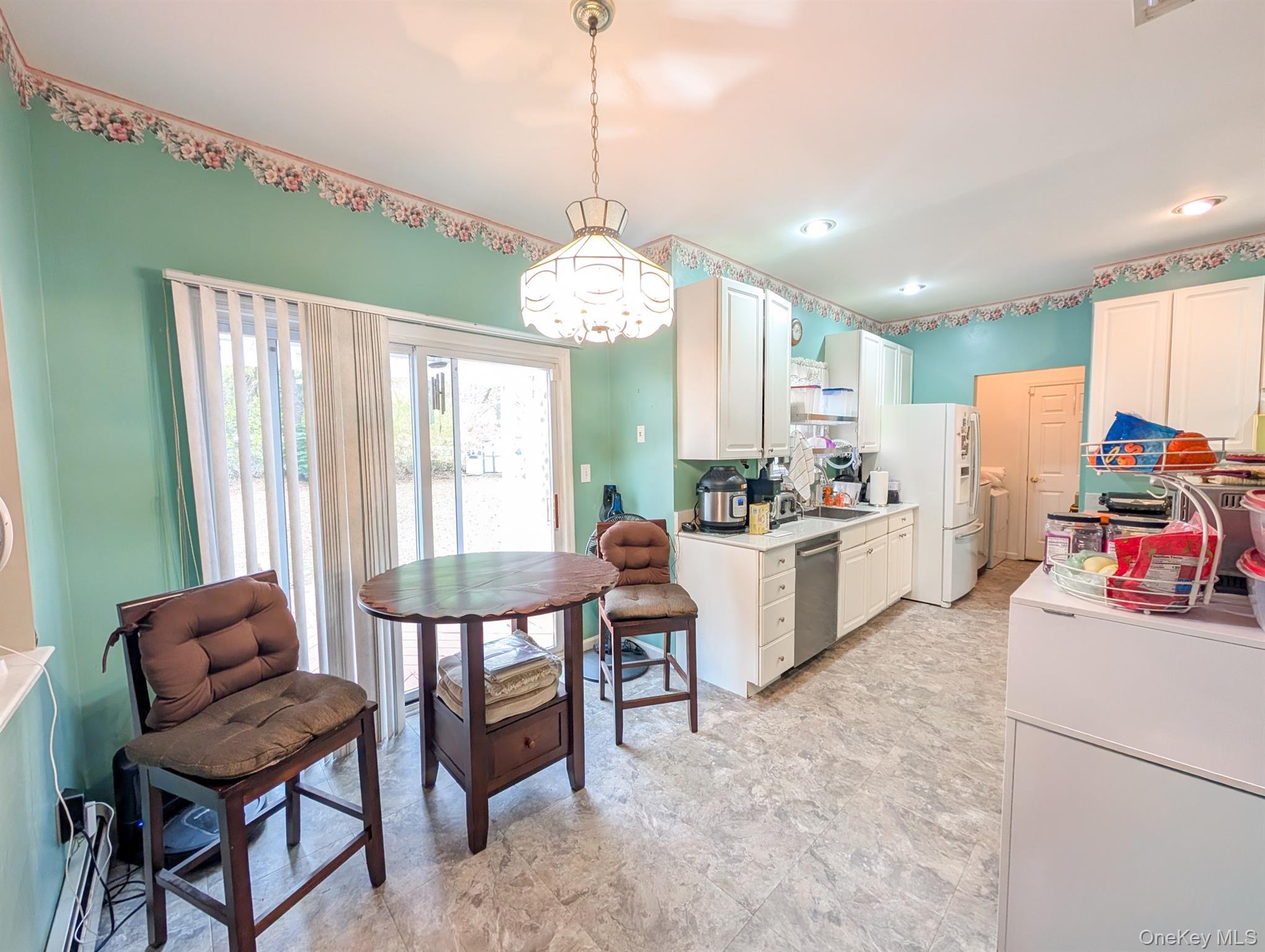 Single Family Chardonnay Suffolk County, NY 11727, MLS-931633-8