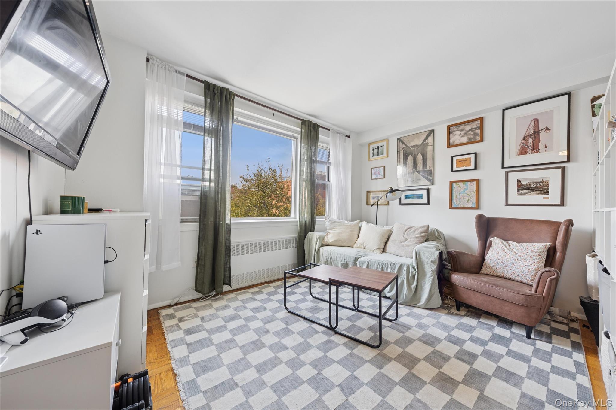 Apartment Henry Hudson Bronx, NY 10463, MLS-931637-2