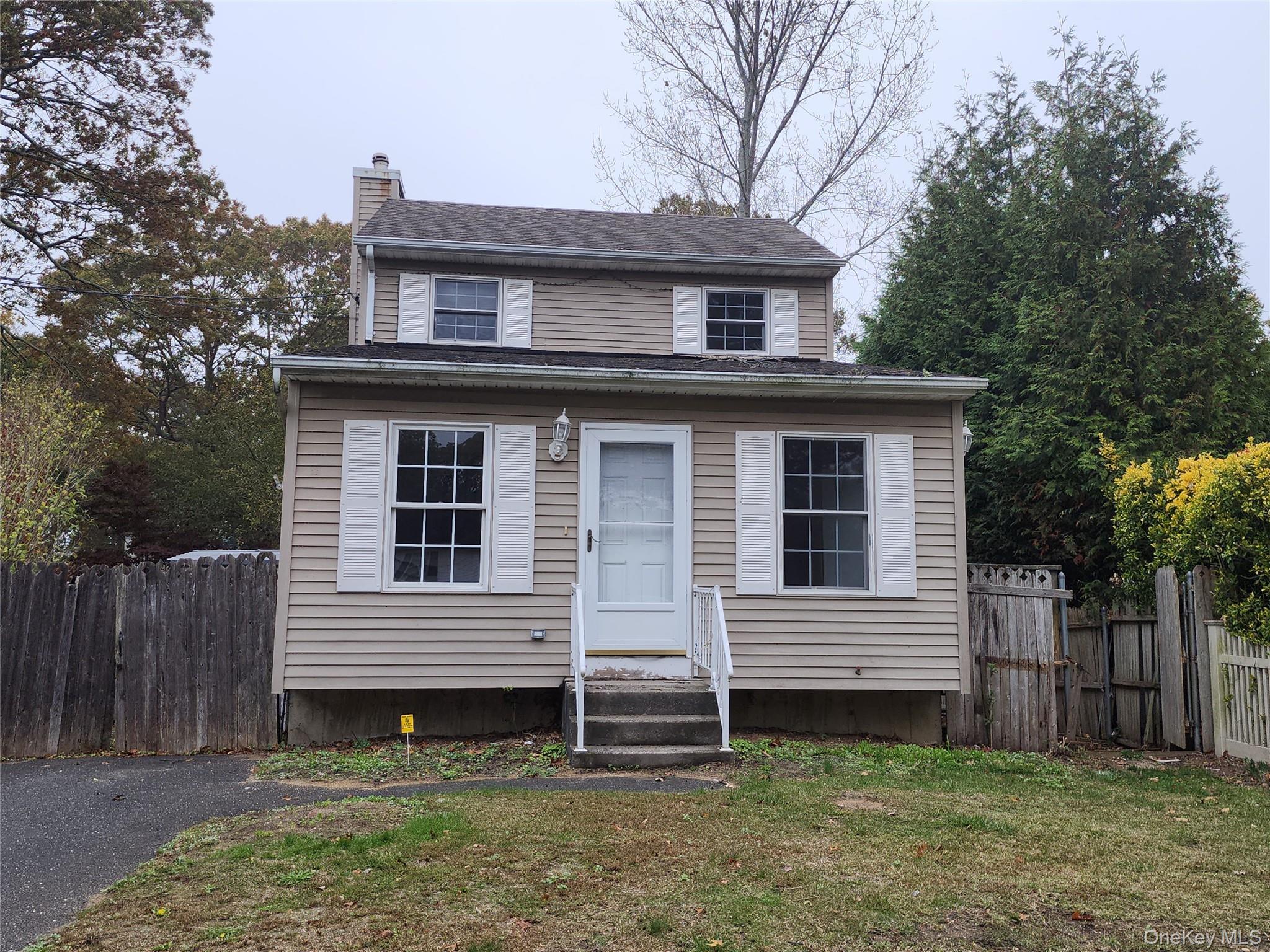 Single Family Wood  Suffolk County, NY 11950, MLS-931657-2