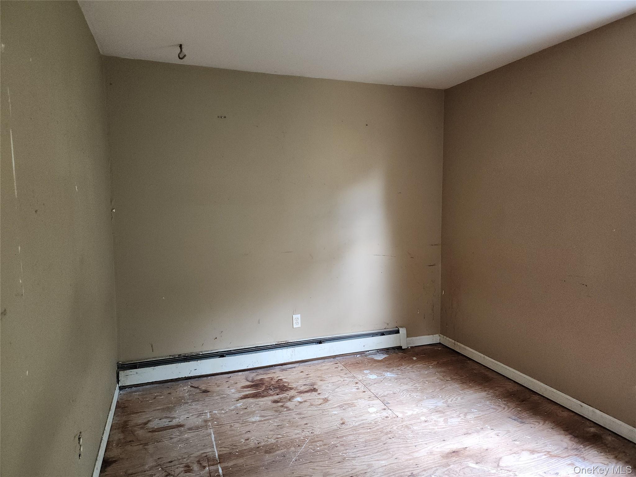 Single Family Wood  Suffolk County, NY 11950, MLS-931657-6