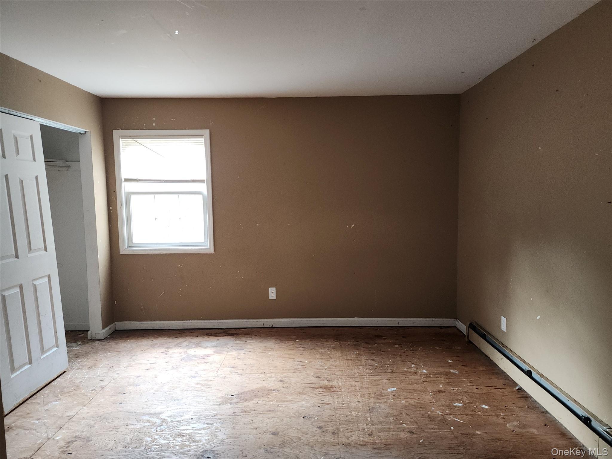 Single Family Wood  Suffolk County, NY 11950, MLS-931657-9