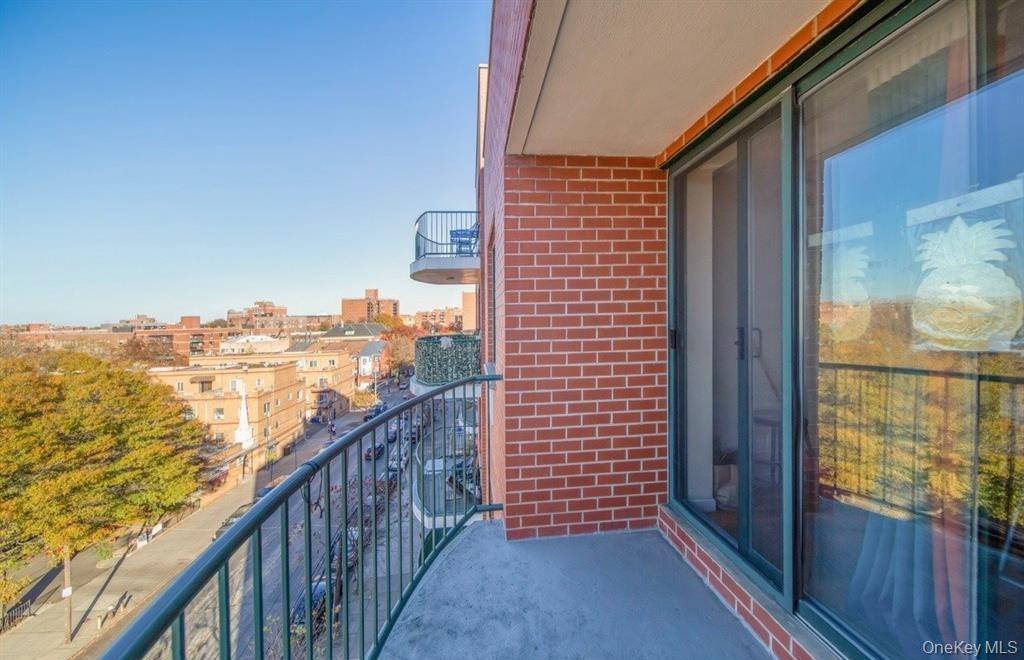 Condo 35th  Queens, NY 11354, MLS-931659-3