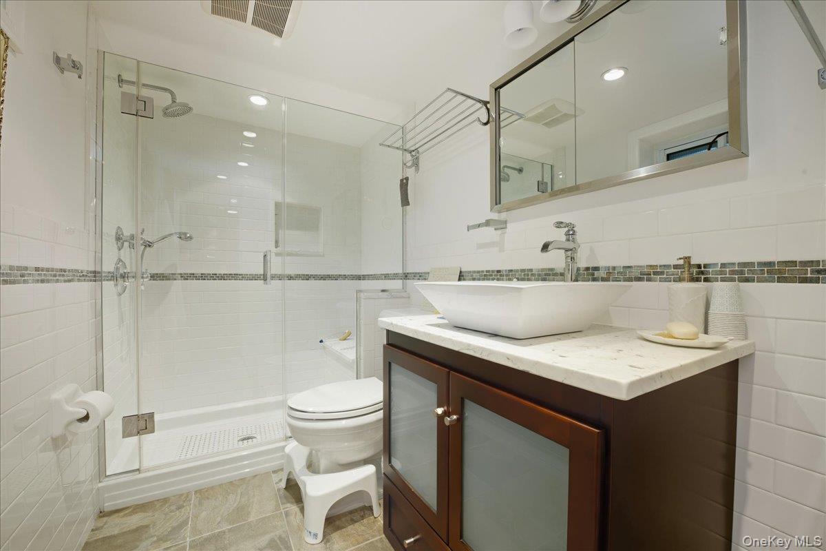 Single Family Harrison  Nassau County, NY 11530, MLS-931662-16