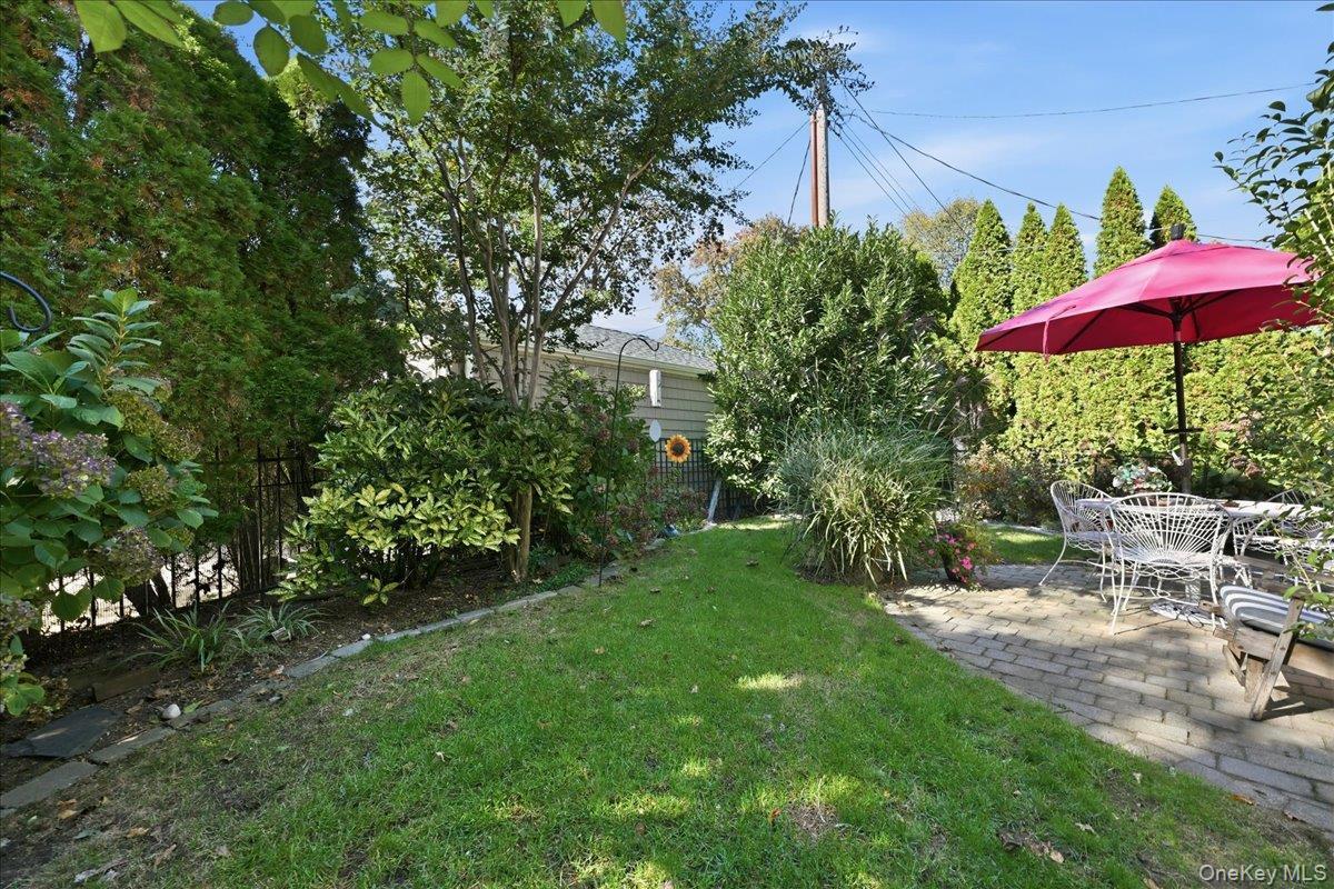 Single Family Harrison  Nassau County, NY 11530, MLS-931662-21