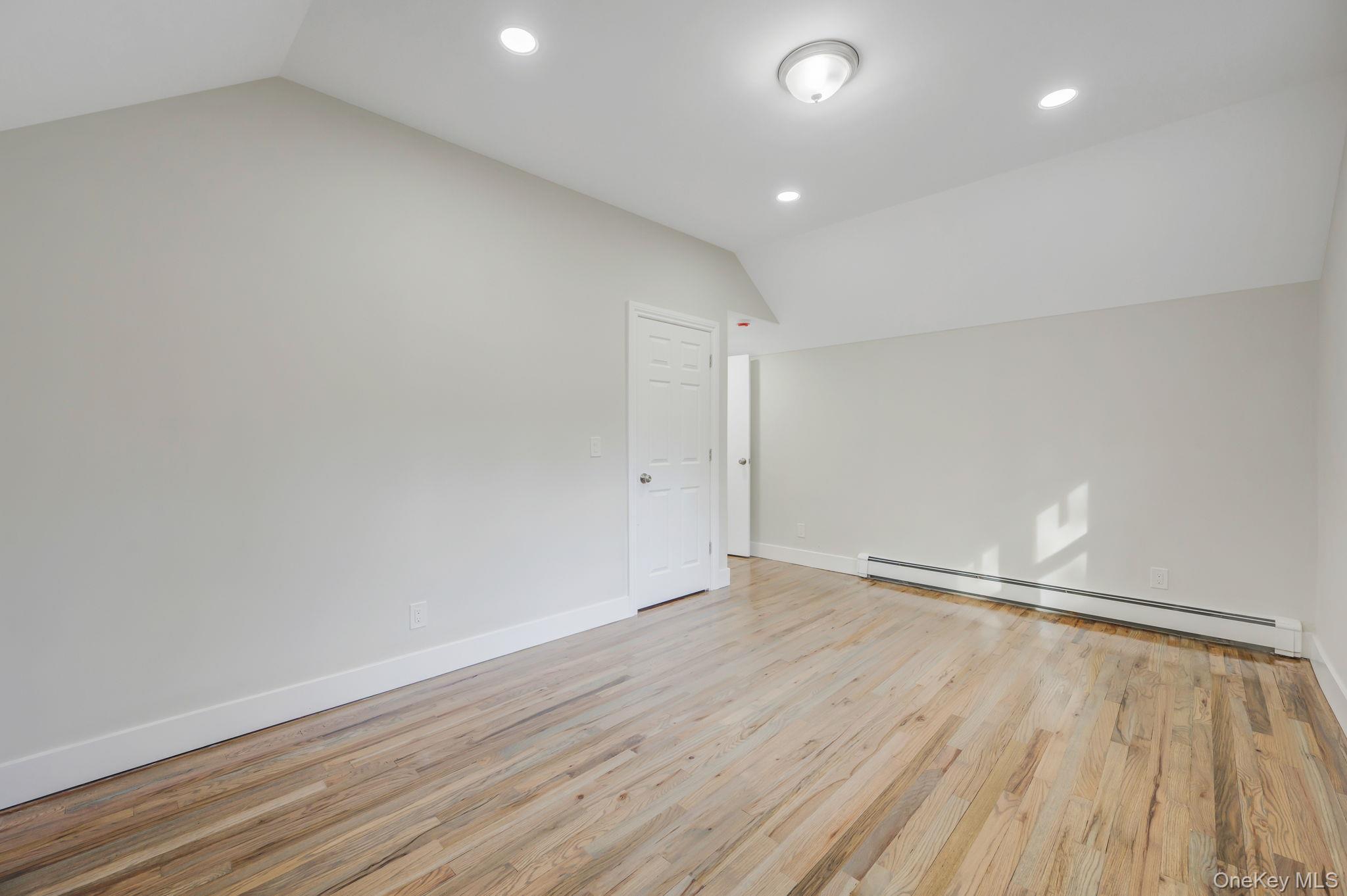 Single Family Sanford Suffolk County, NY 11746, MLS-931667-17