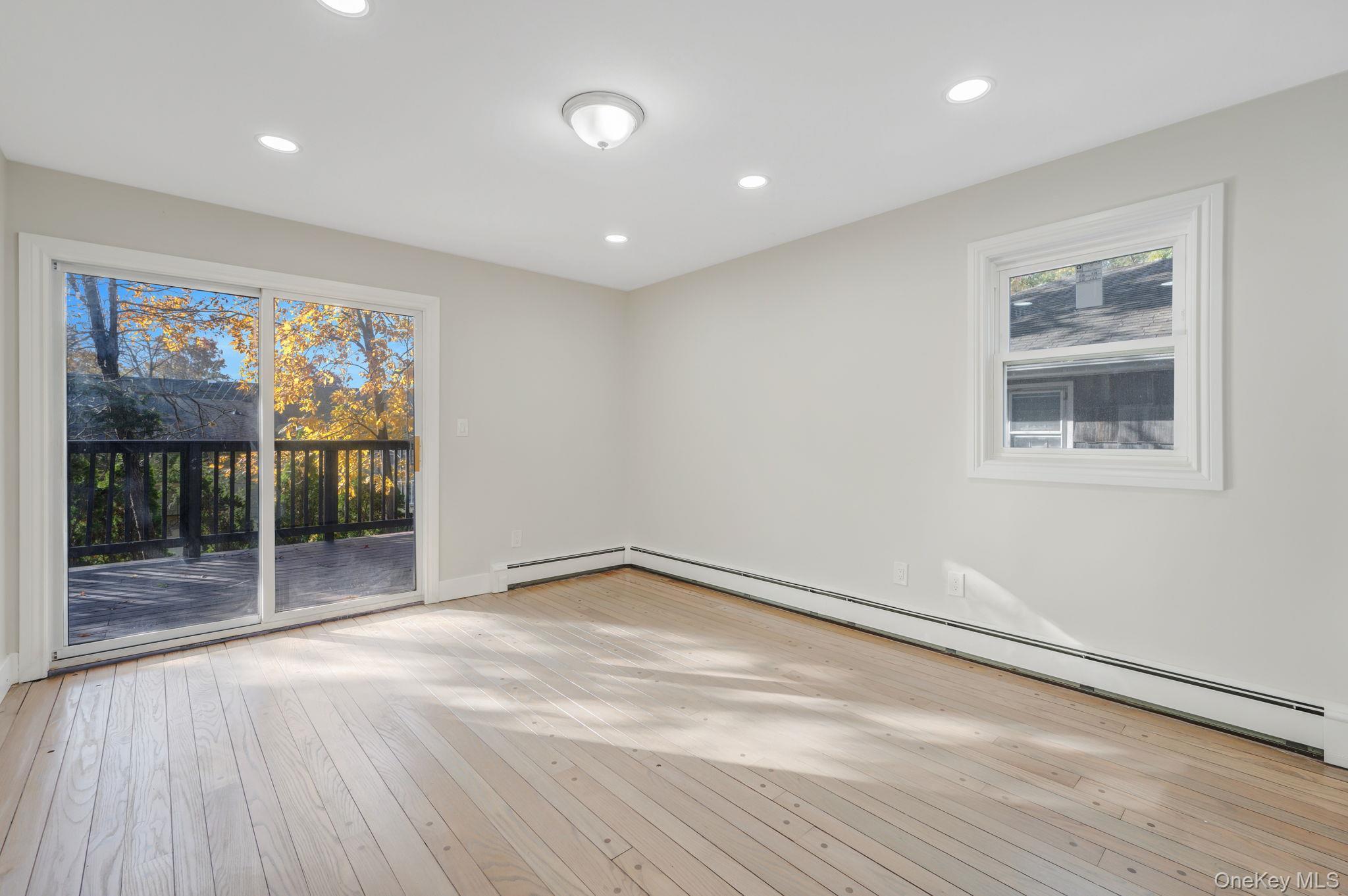 Single Family Sanford Suffolk County, NY 11746, MLS-931667-19