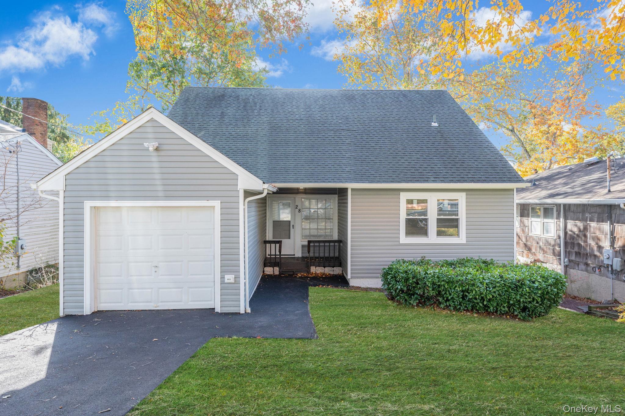 Single Family Sanford Suffolk County, NY 11746, MLS-931667-2