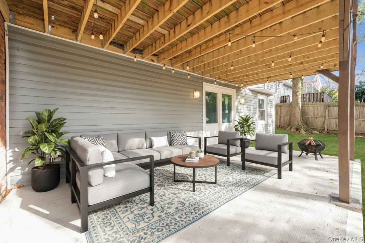 Single Family Sanford Suffolk County, NY 11746, MLS-931667-32