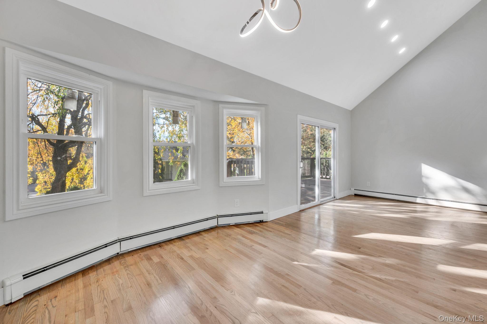 Single Family Sanford Suffolk County, NY 11746, MLS-931667-9