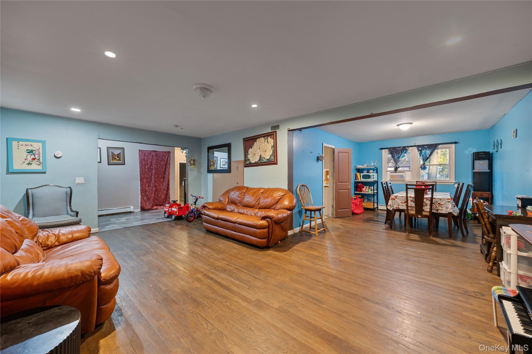 Single Family Tioken Rockland County, NY 10977, MLS-931668-10