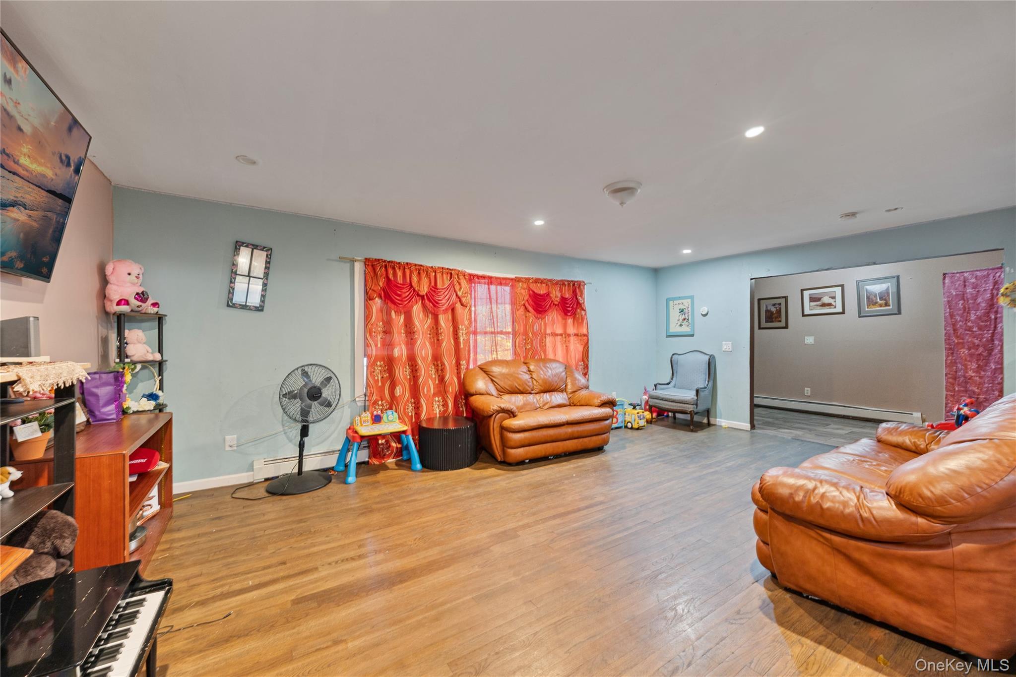 Single Family Tioken Rockland County, NY 10977, MLS-931668-11