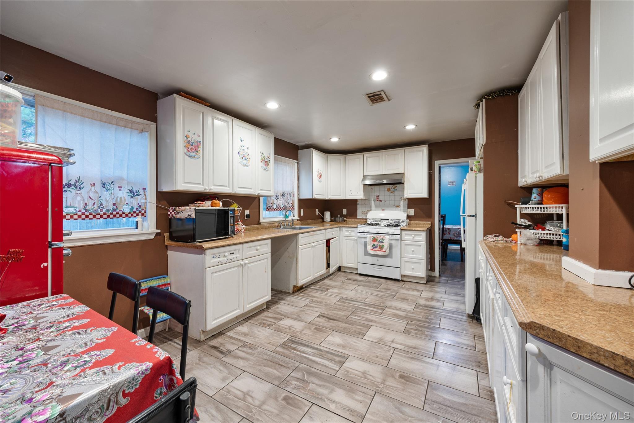 Single Family Tioken Rockland County, NY 10977, MLS-931668-14