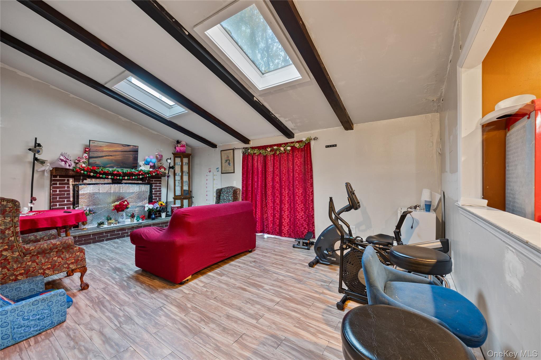 Single Family Tioken Rockland County, NY 10977, MLS-931668-15