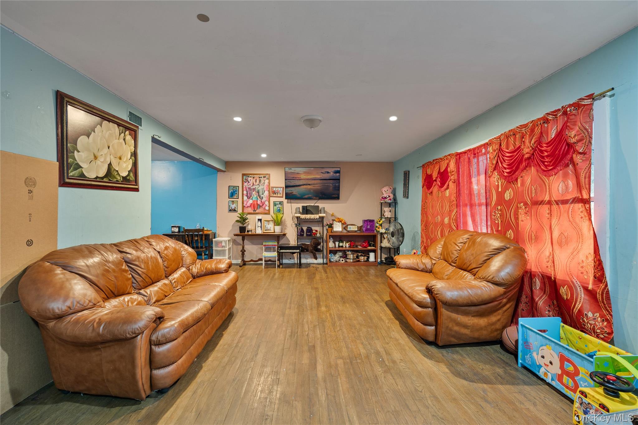 Single Family Tioken Rockland County, NY 10977, MLS-931668-9