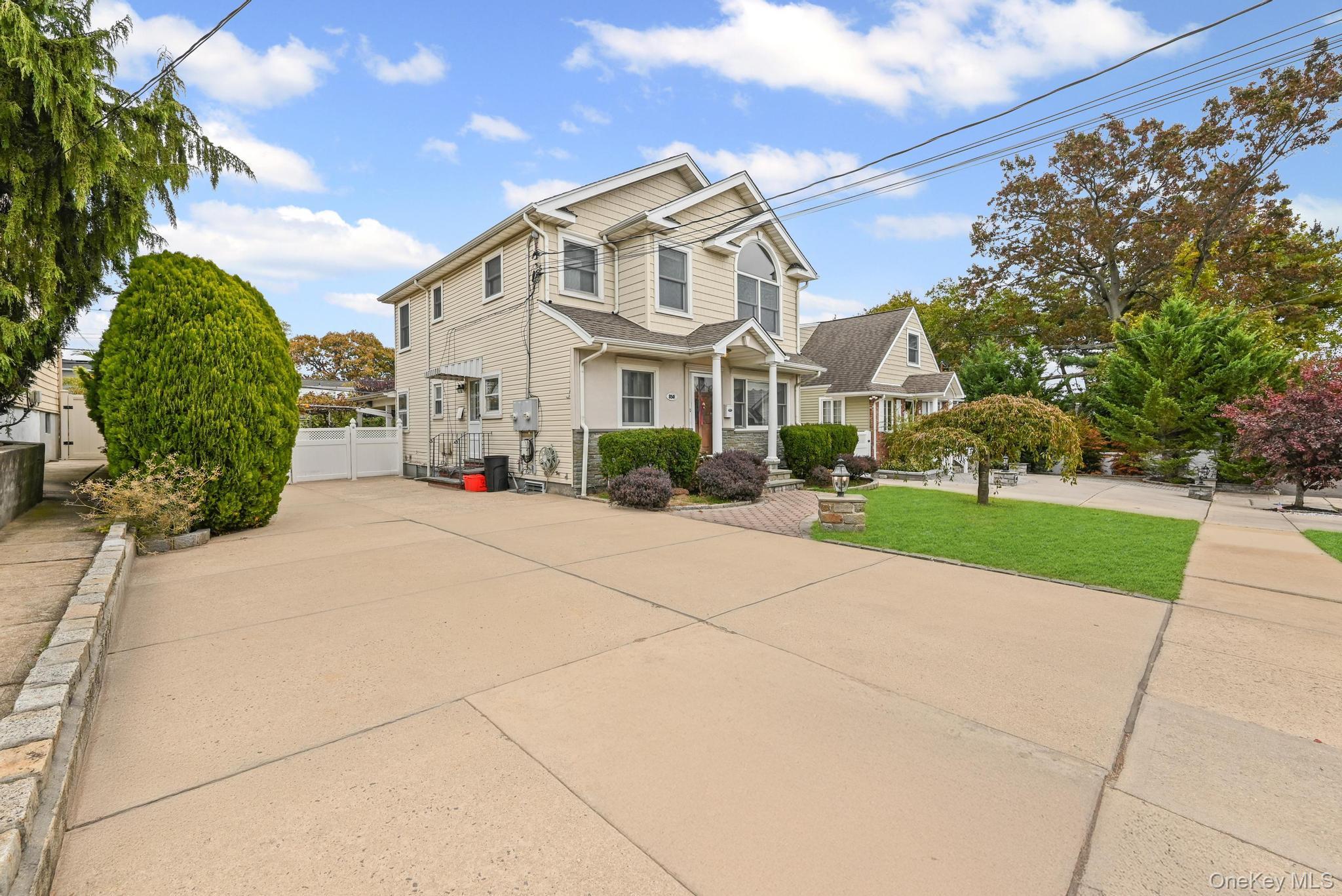 Single Family First  Nassau County, NY 11010, MLS-931676-2