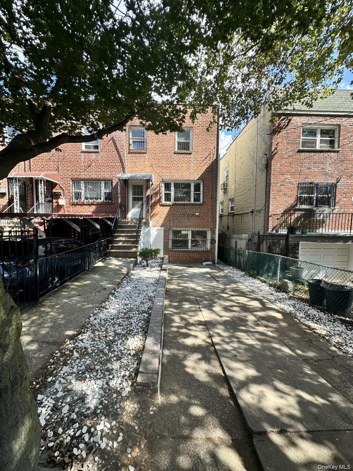 Single Family 228th Bronx, NY 10466, MLS-931700-2