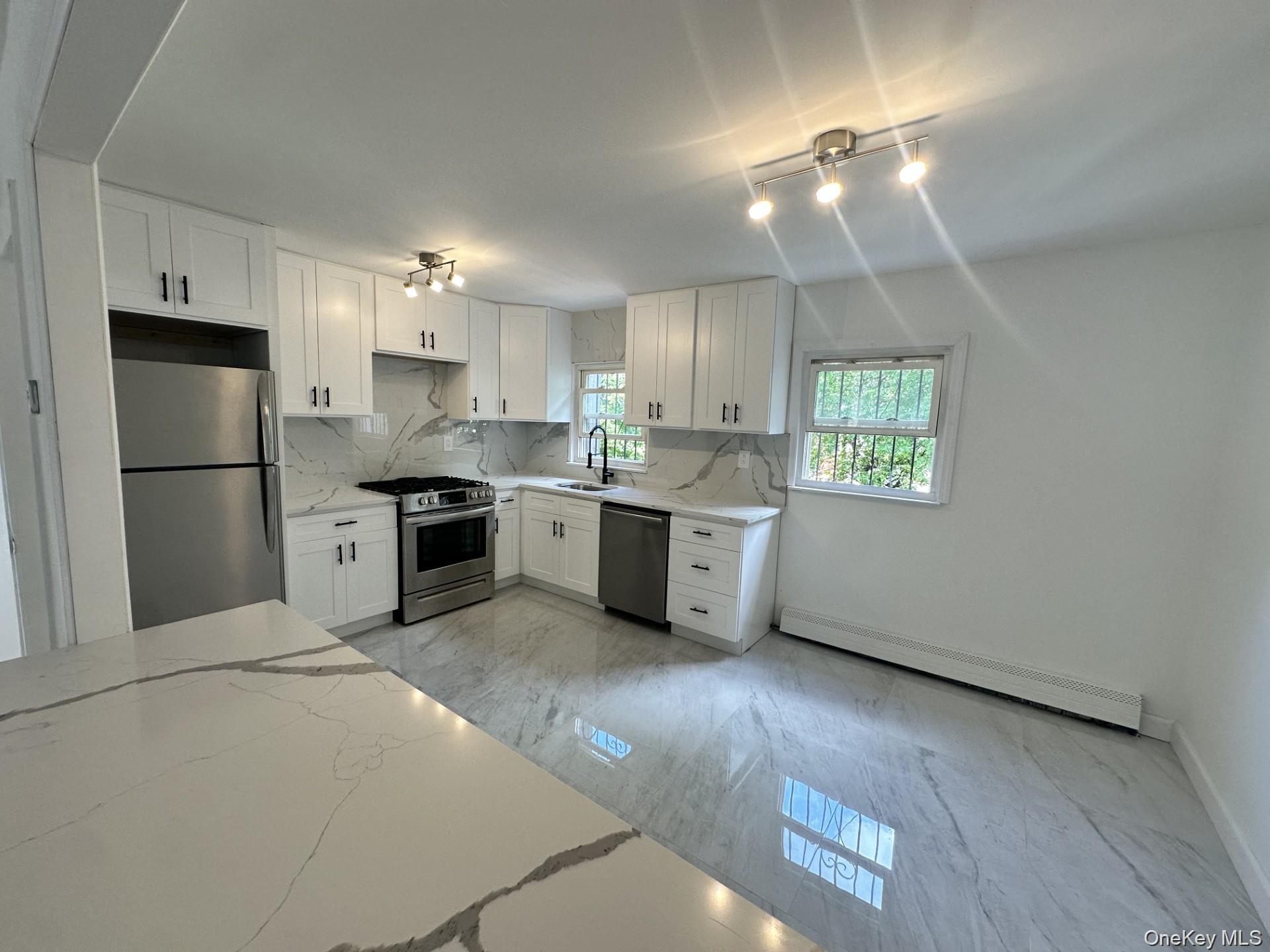 Single Family 228th Bronx, NY 10466, MLS-931700-7