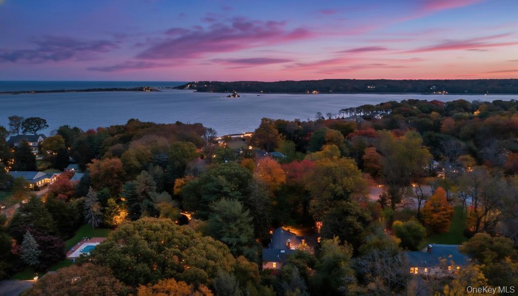 Single Family Van Brunt Manor  Suffolk County, NY 11733, MLS-931701-6