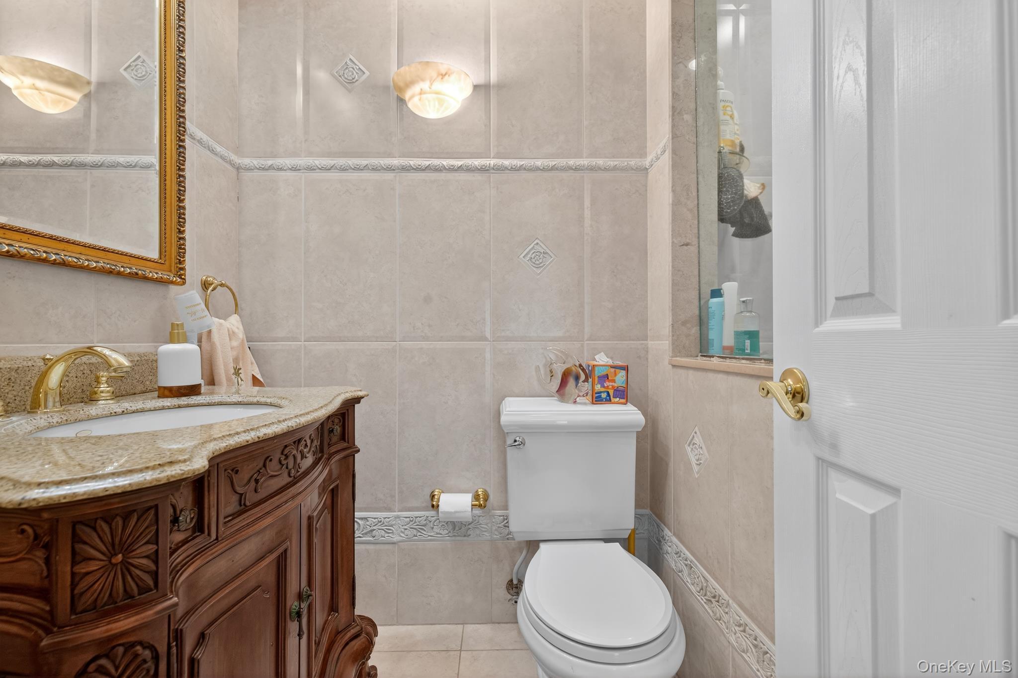 Single Family 8th  Suffolk County, NY 11716, MLS-931704-31