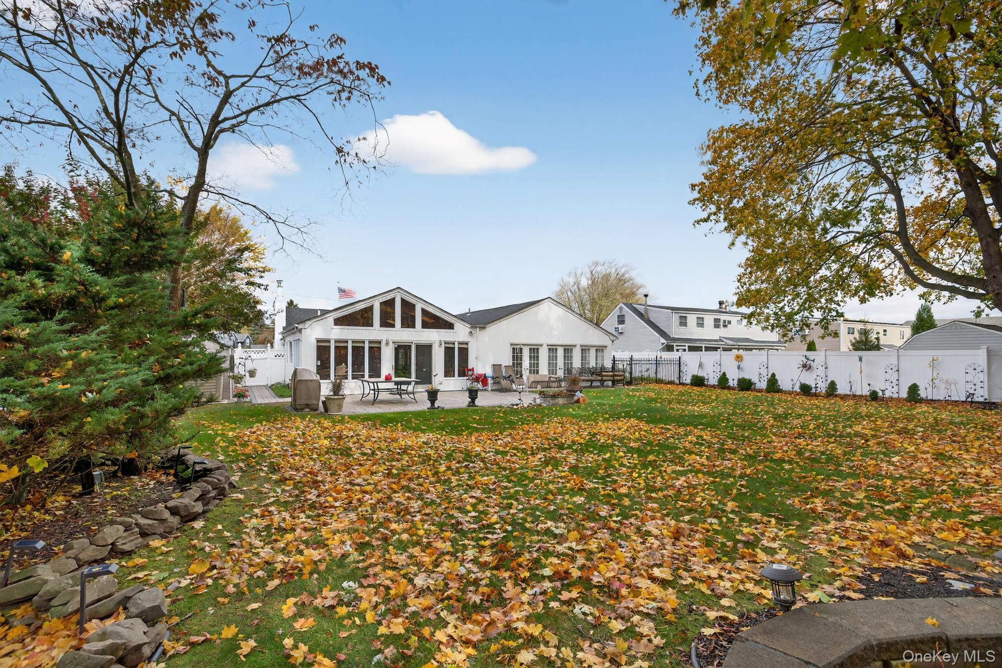 Single Family 8th  Suffolk County, NY 11716, MLS-931704-38