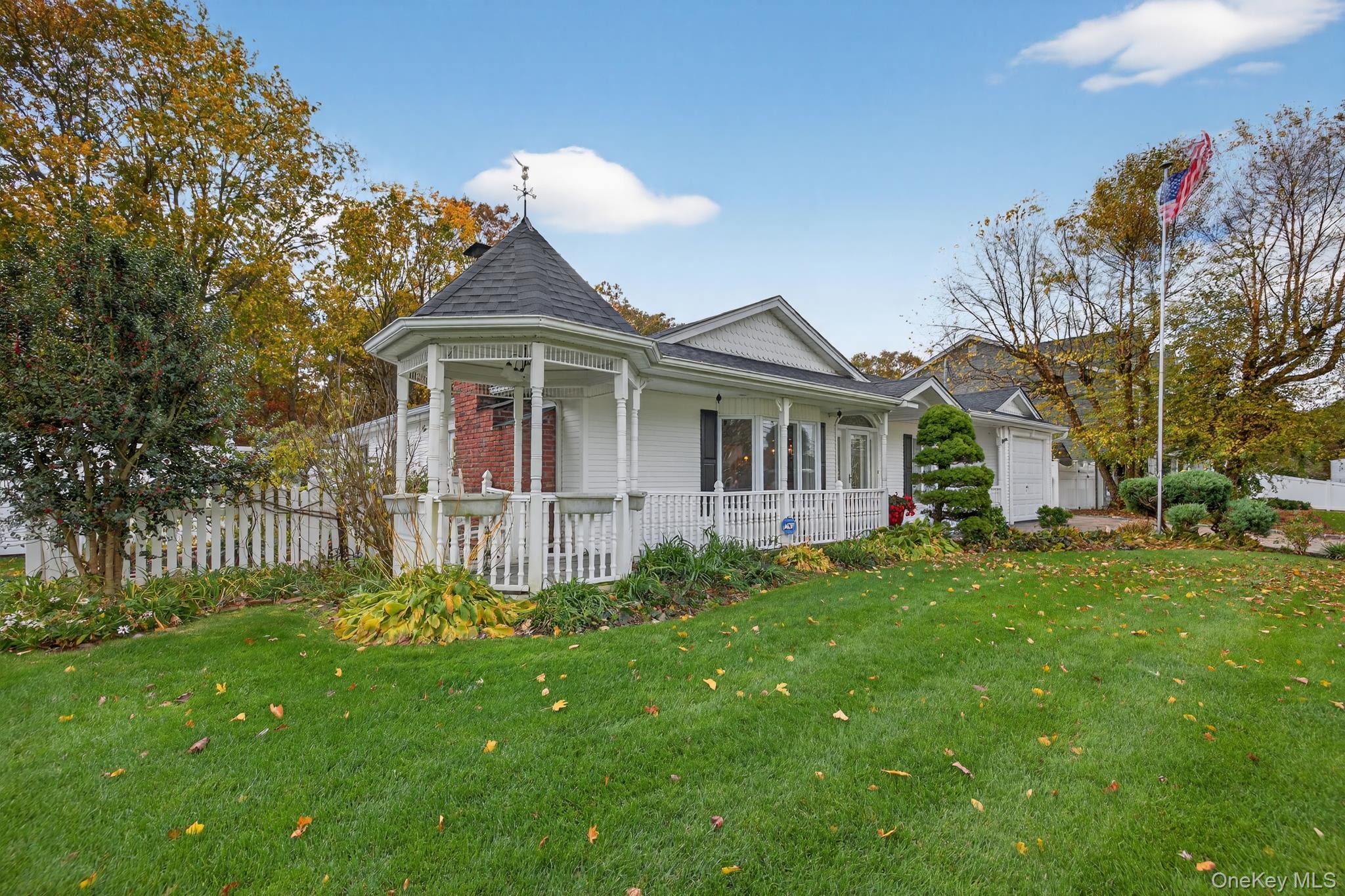 Single Family 8th  Suffolk County, NY 11716, MLS-931704-4