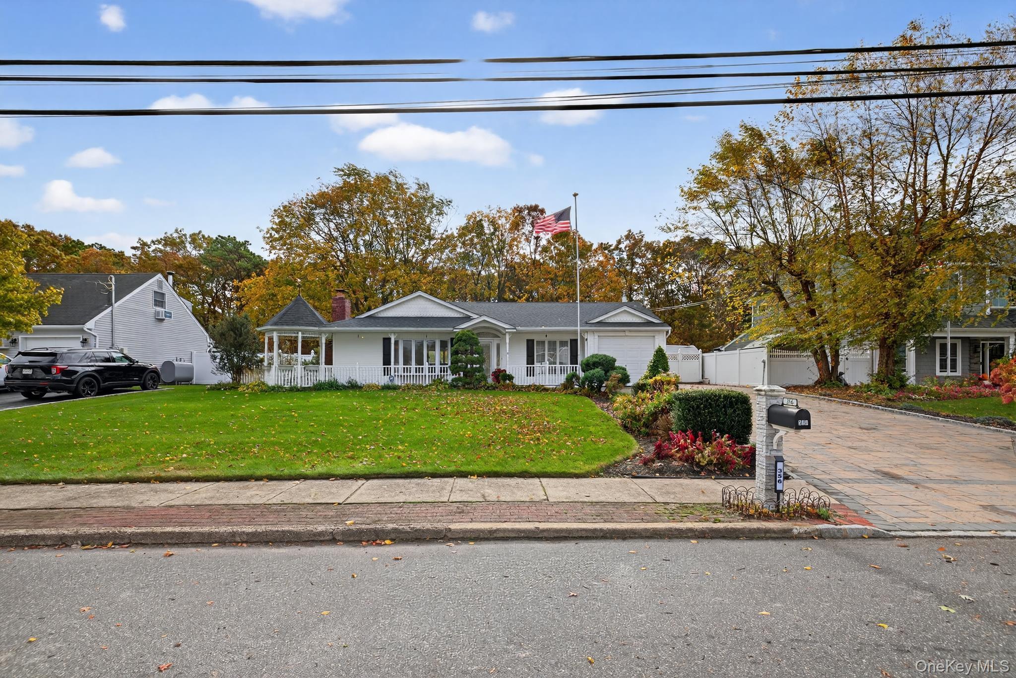 Single Family 8th  Suffolk County, NY 11716, MLS-931704-6