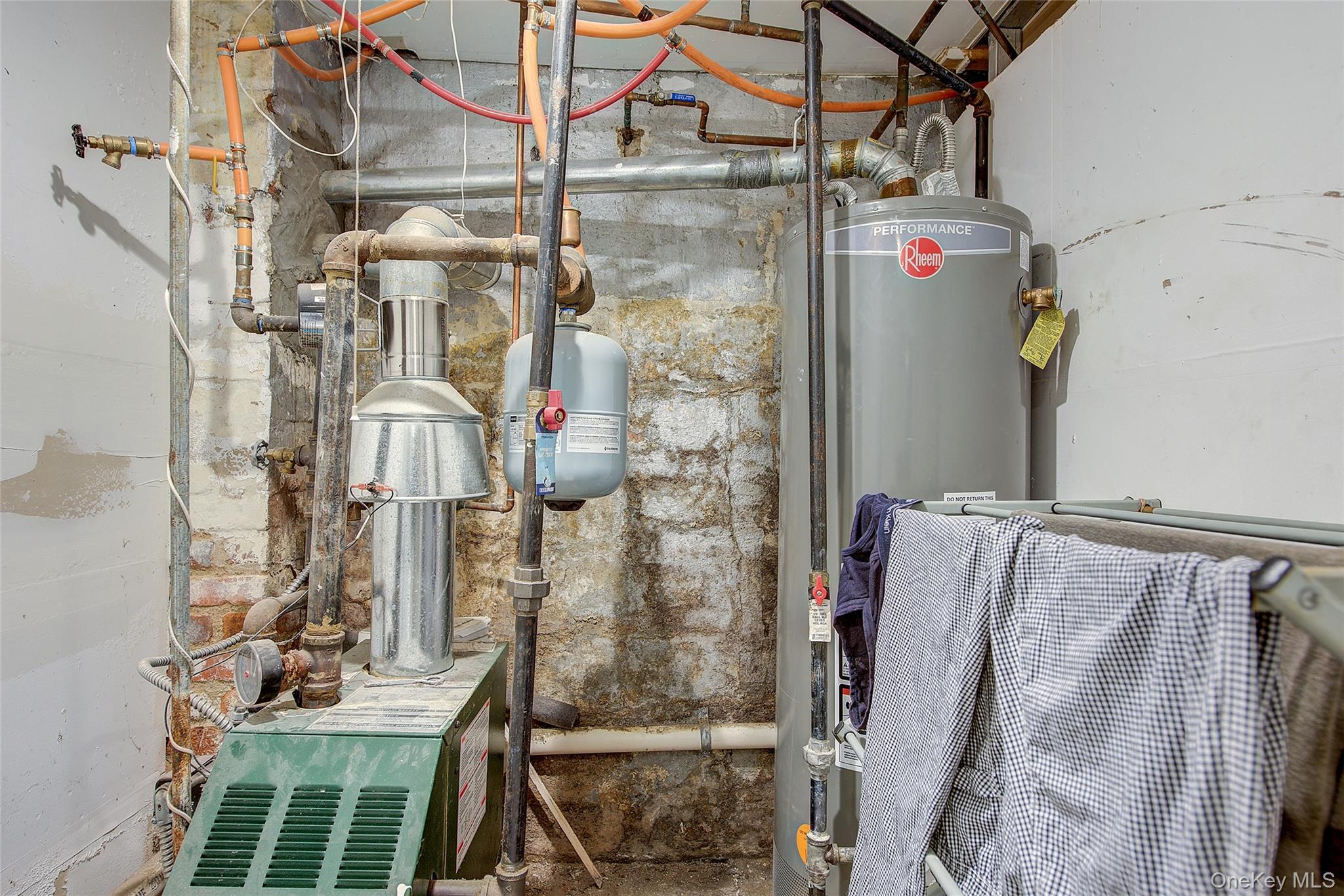 Single Family 175th Queens, NY 11432, MLS-931734-25