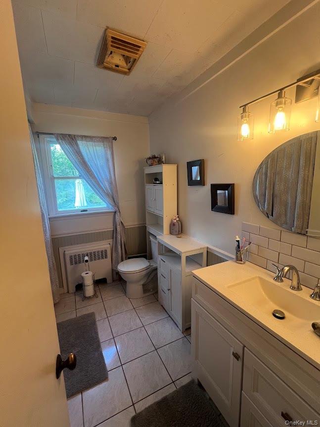 Single Family Columbia  Suffolk County, NY 11963, MLS-931741-2