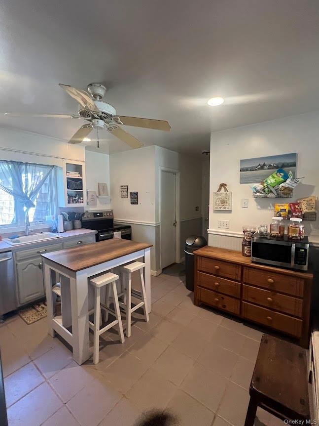 Single Family Columbia  Suffolk County, NY 11963, MLS-931741-6