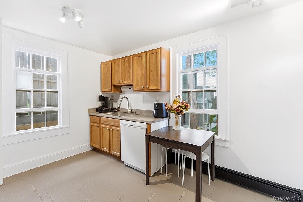 Single Family Bedford  Nassau County, NY 11590, MLS-931747-7