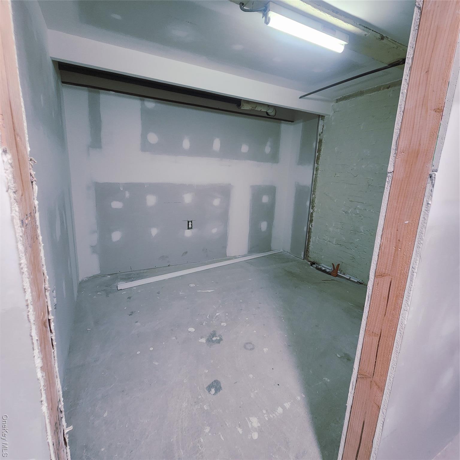 Single Family Woodward  Queens, NY 11385, MLS-931772-13