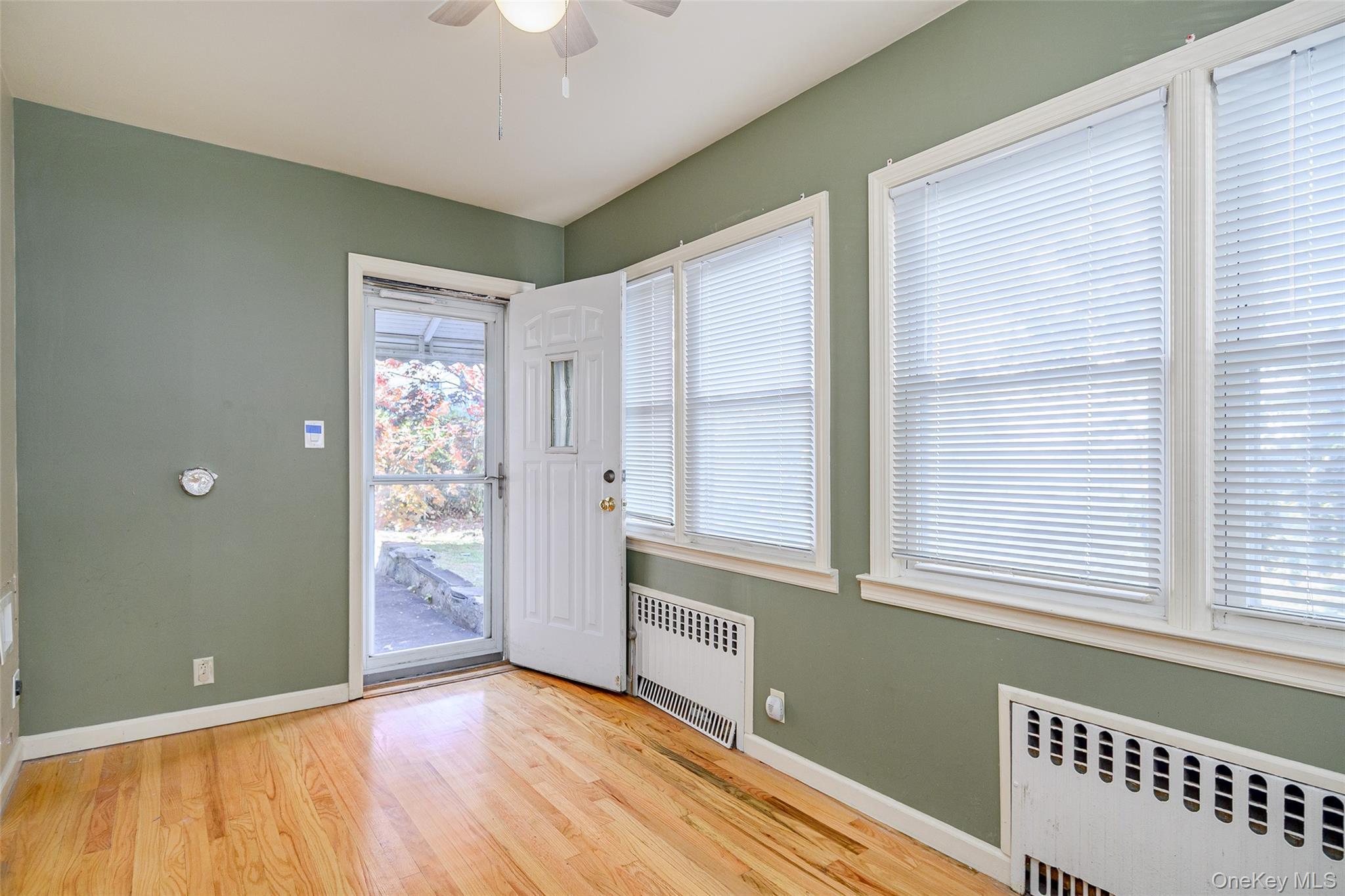 Single Family Emerson  Westchester County, NY 10704, MLS-931778-16