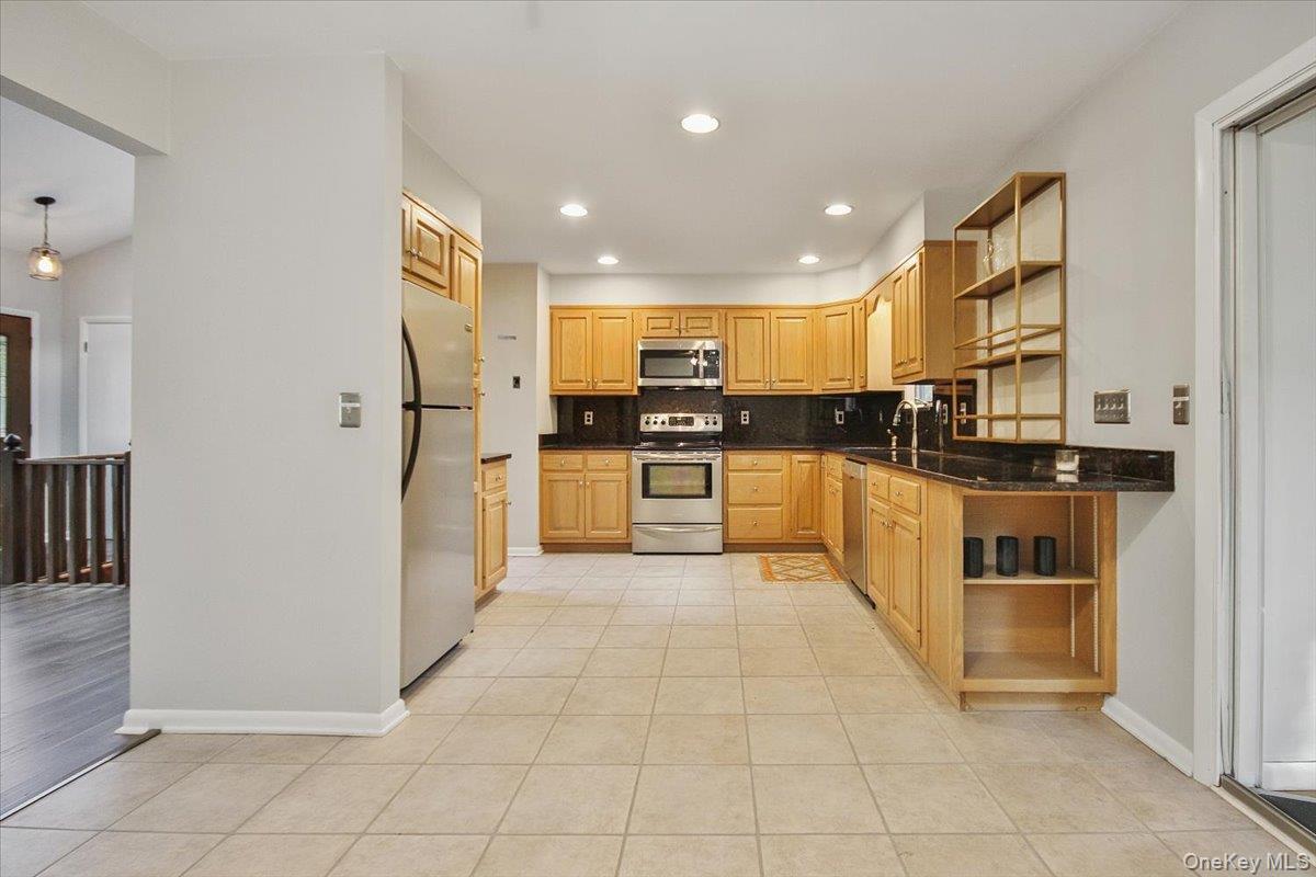 Single Family Old Post  Orange County, NY 12542, MLS-931782-19