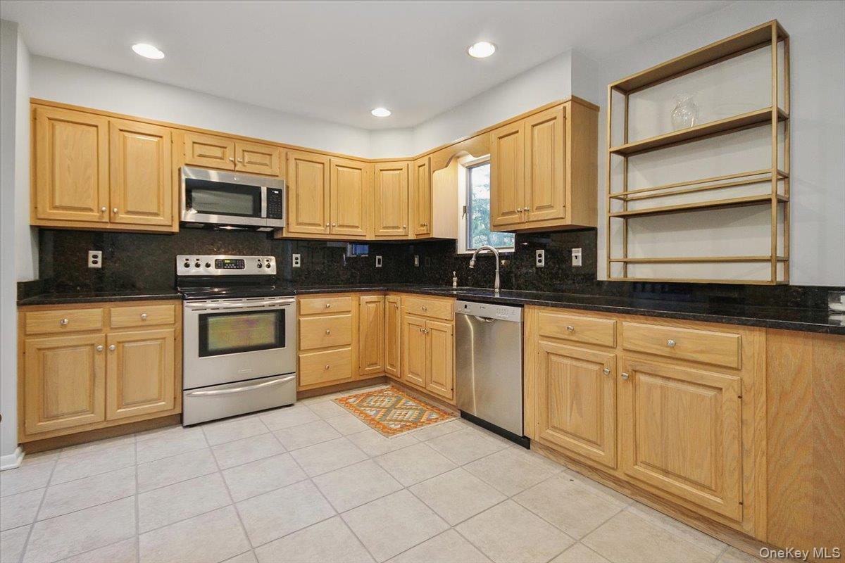 Single Family Old Post  Orange County, NY 12542, MLS-931782-20