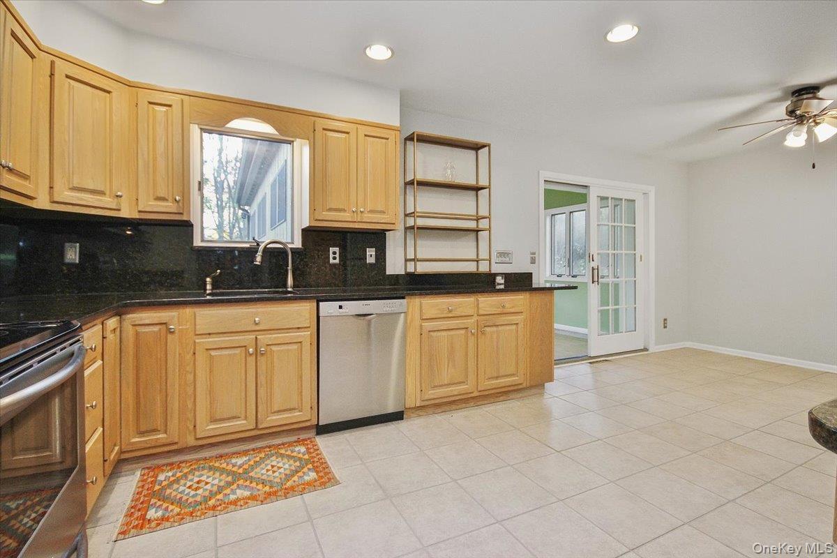 Single Family Old Post  Orange County, NY 12542, MLS-931782-21