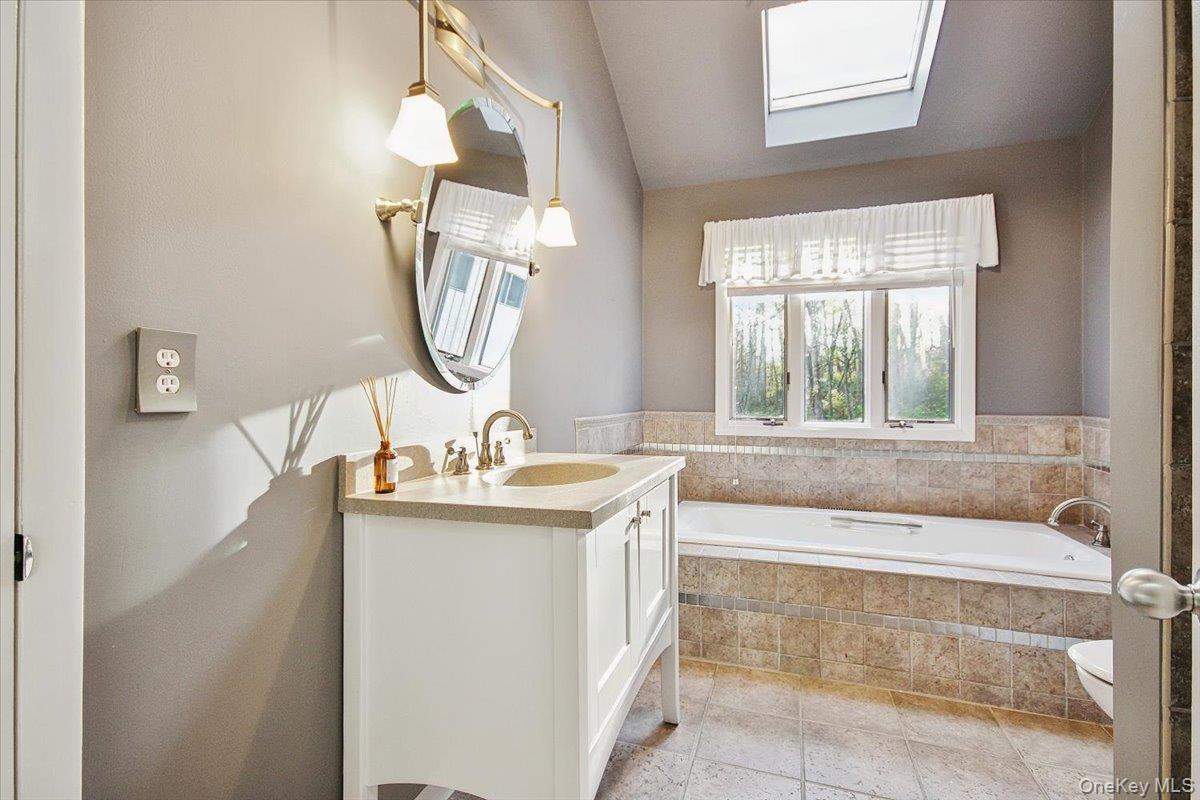 Single Family Old Post  Orange County, NY 12542, MLS-931782-24