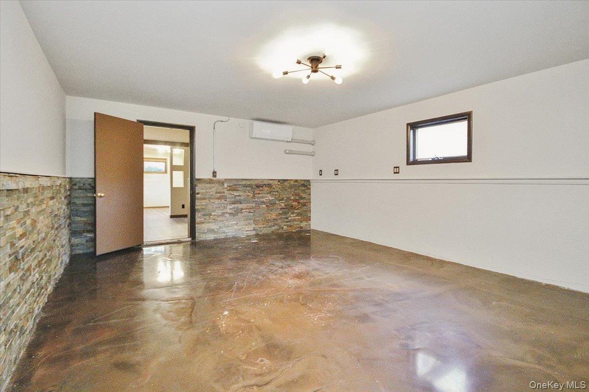 Single Family Old Post  Orange County, NY 12542, MLS-931782-40