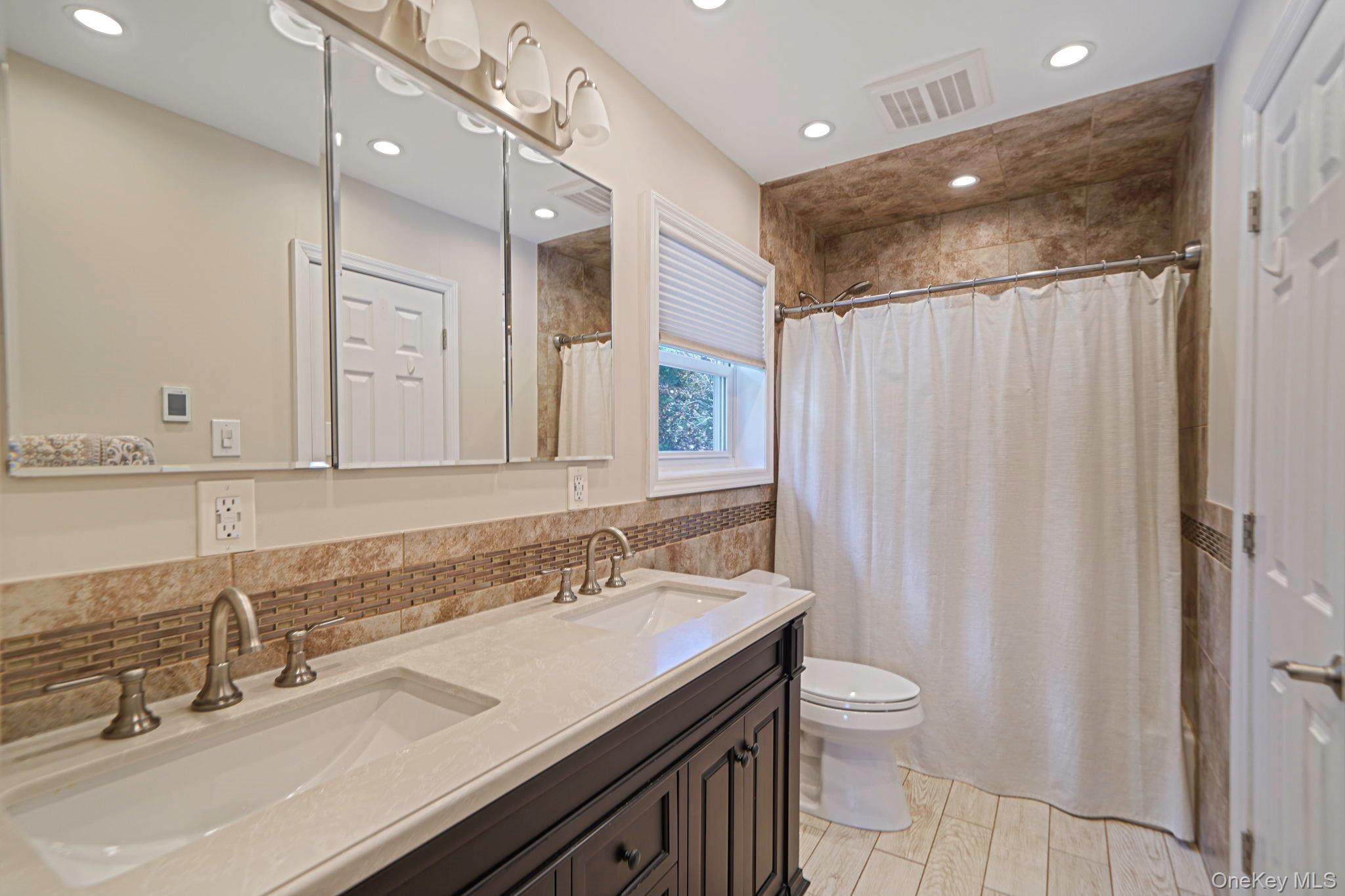 Single Family Joyce  Suffolk County, NY 11788, MLS-931791-24