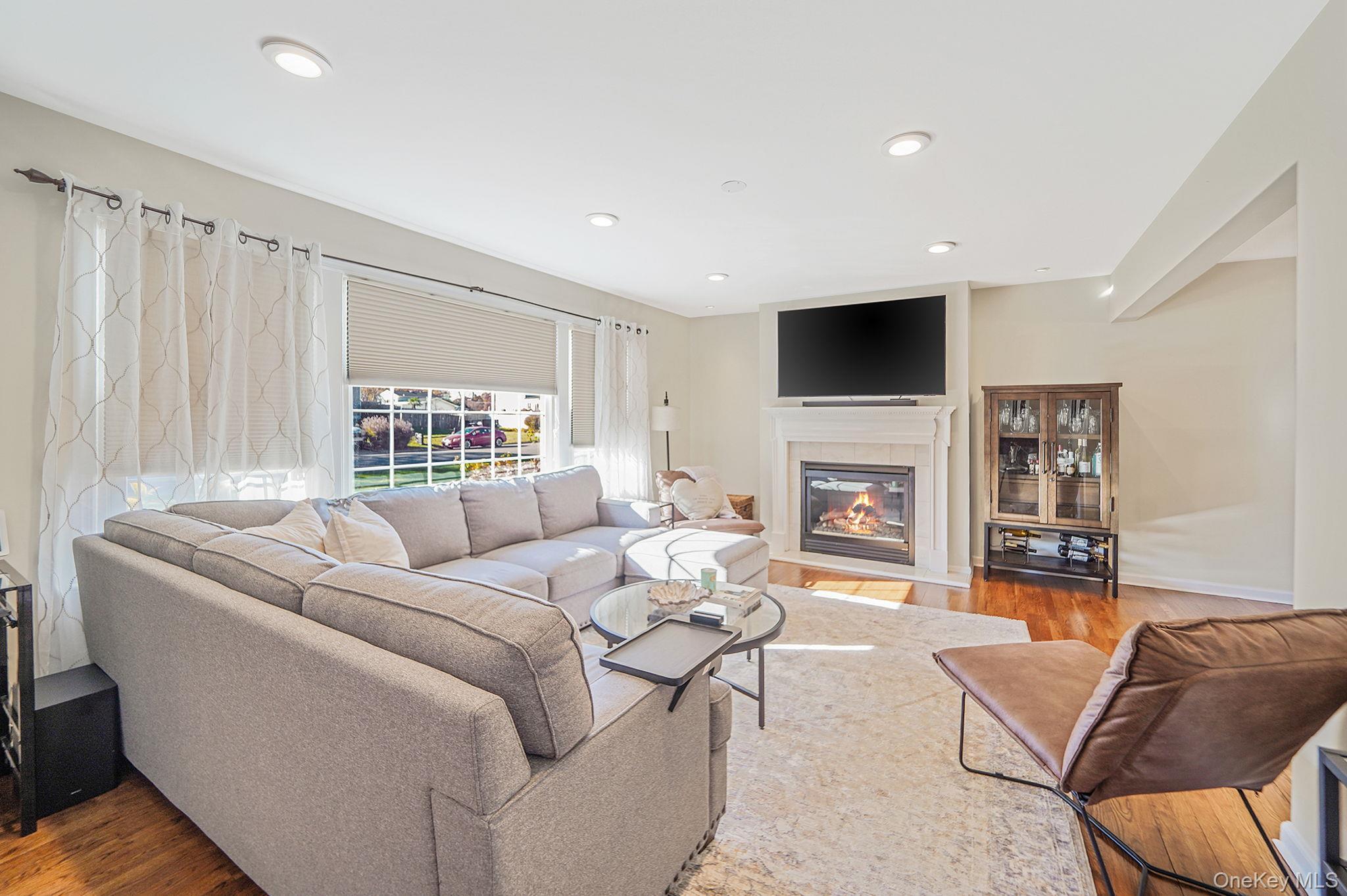 Single Family Joyce  Suffolk County, NY 11788, MLS-931791-8