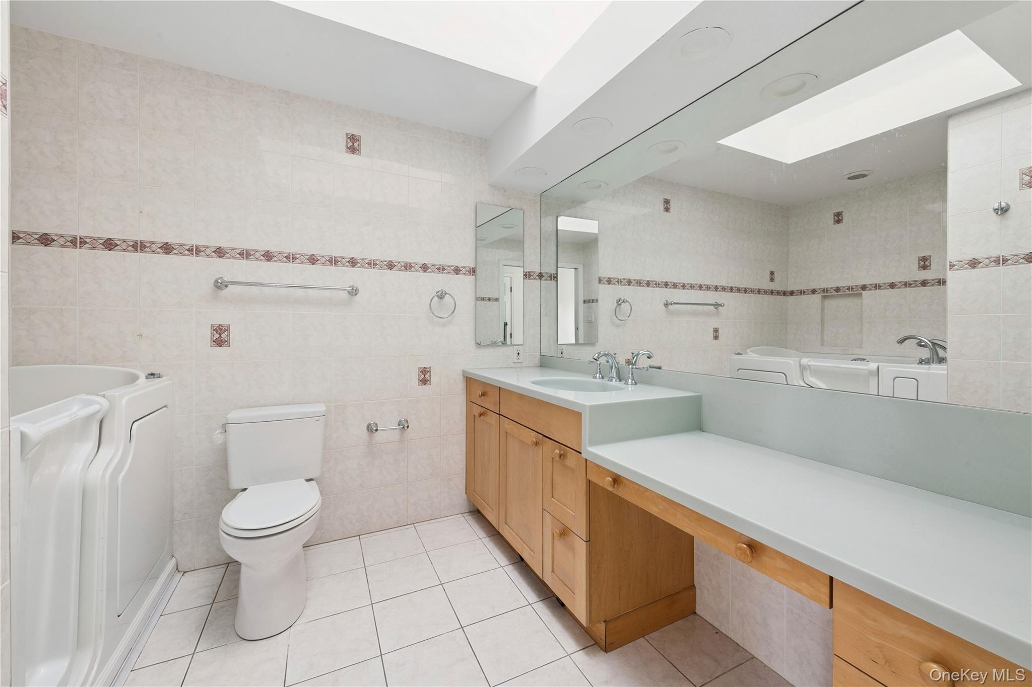 Single Family Dickson Westchester County, NY 10549, MLS-931821-23